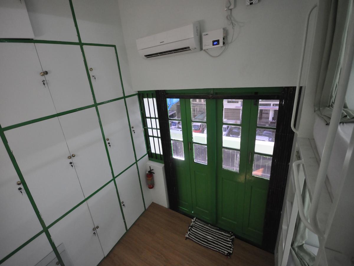 Hostel Latha Yangon Esterno foto